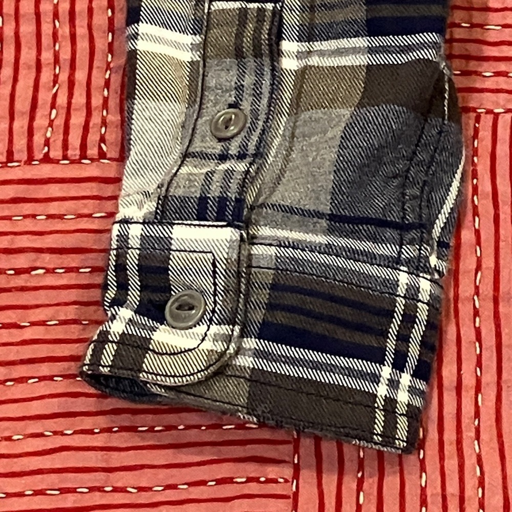 The North Face small women’s Blue / Gray / brown Plaid Button Down Shirt - Picture 11 of 12